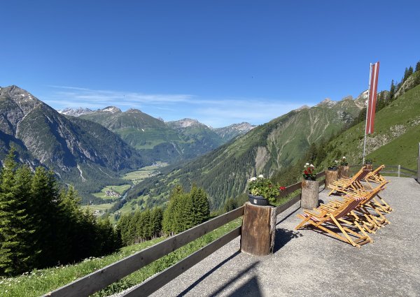 Jöchelspitze - Bernhardseck Hütte