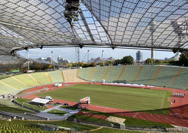 München Olympiapark - BMW Welt