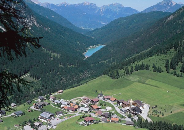 Rund um den Rotlechstausee in Rinnen