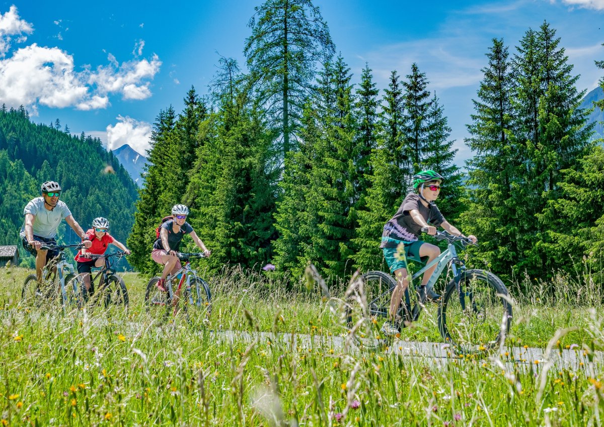 Frühling pur! Sie bezahlen ab 5 Übernachtungen nur den Preis des nächst günstigeren Zimmertyps Frühling pur! Sie bezahlen ab 5 Übernachtungen nur den Preis des nächst günstigeren Zimmertyps